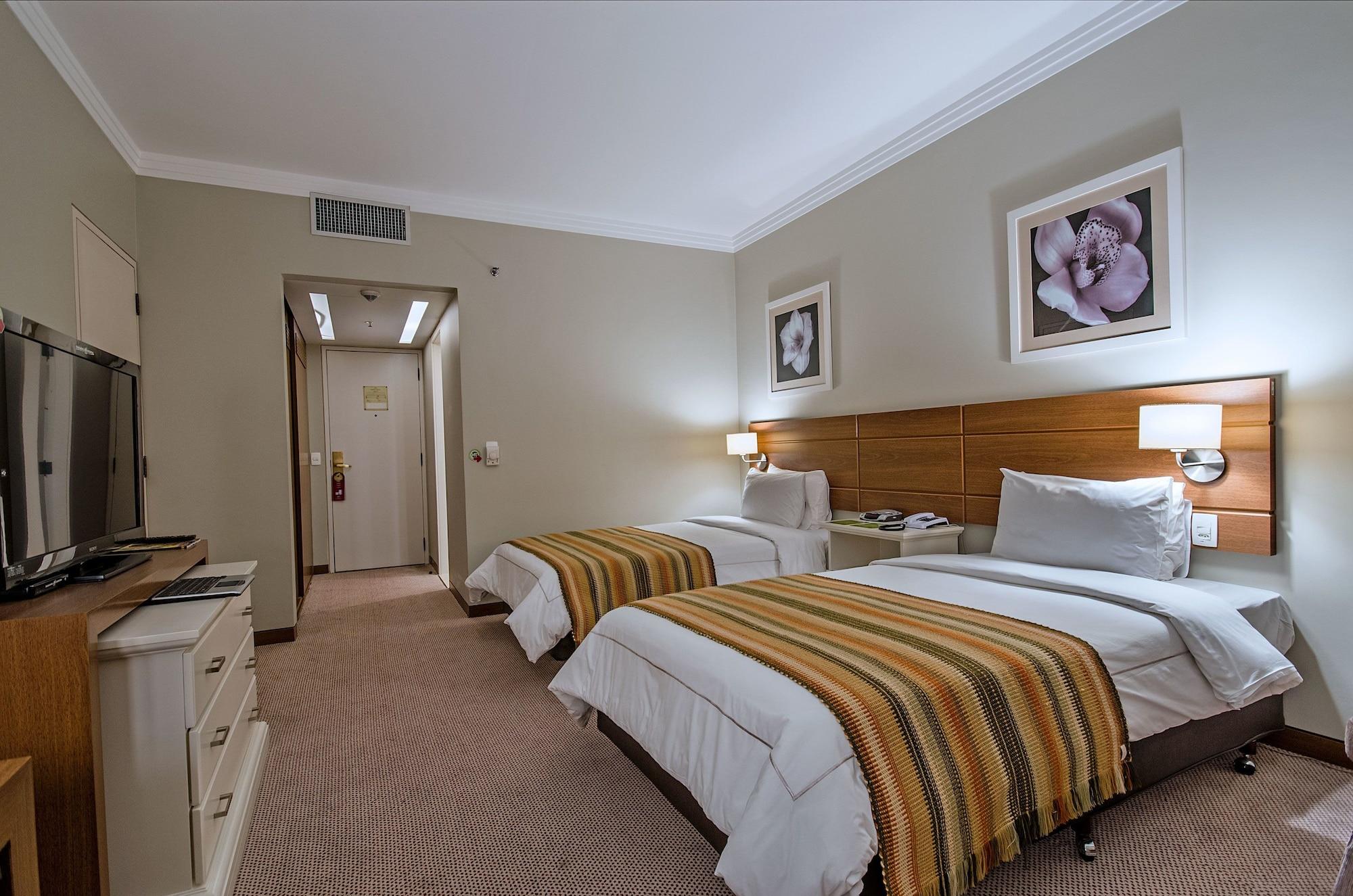 Hotel Transamerica São Paulo Buitenkant foto A room at the hotel