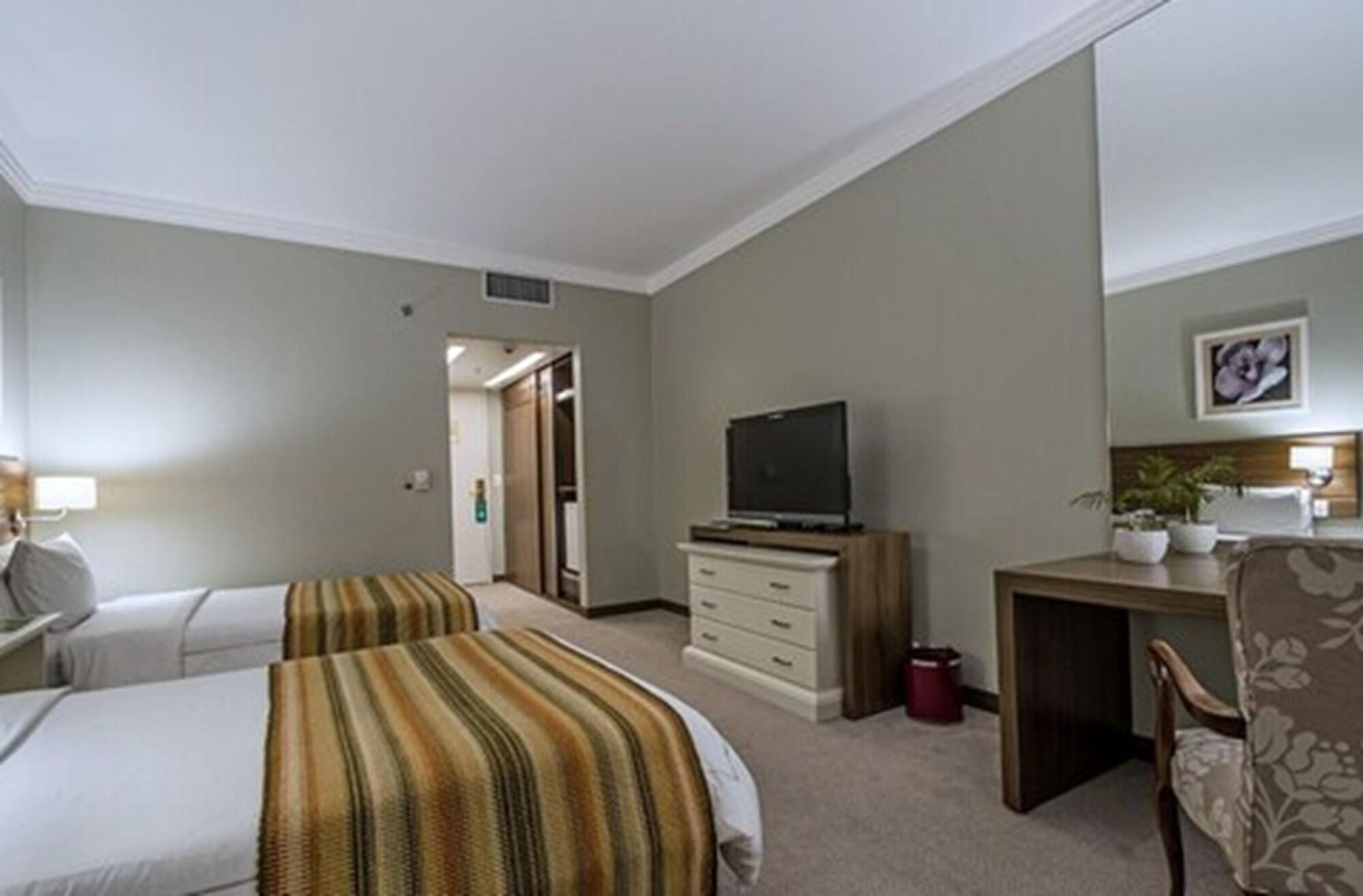 Hotel Transamerica São Paulo Buitenkant foto A room at the hotel
