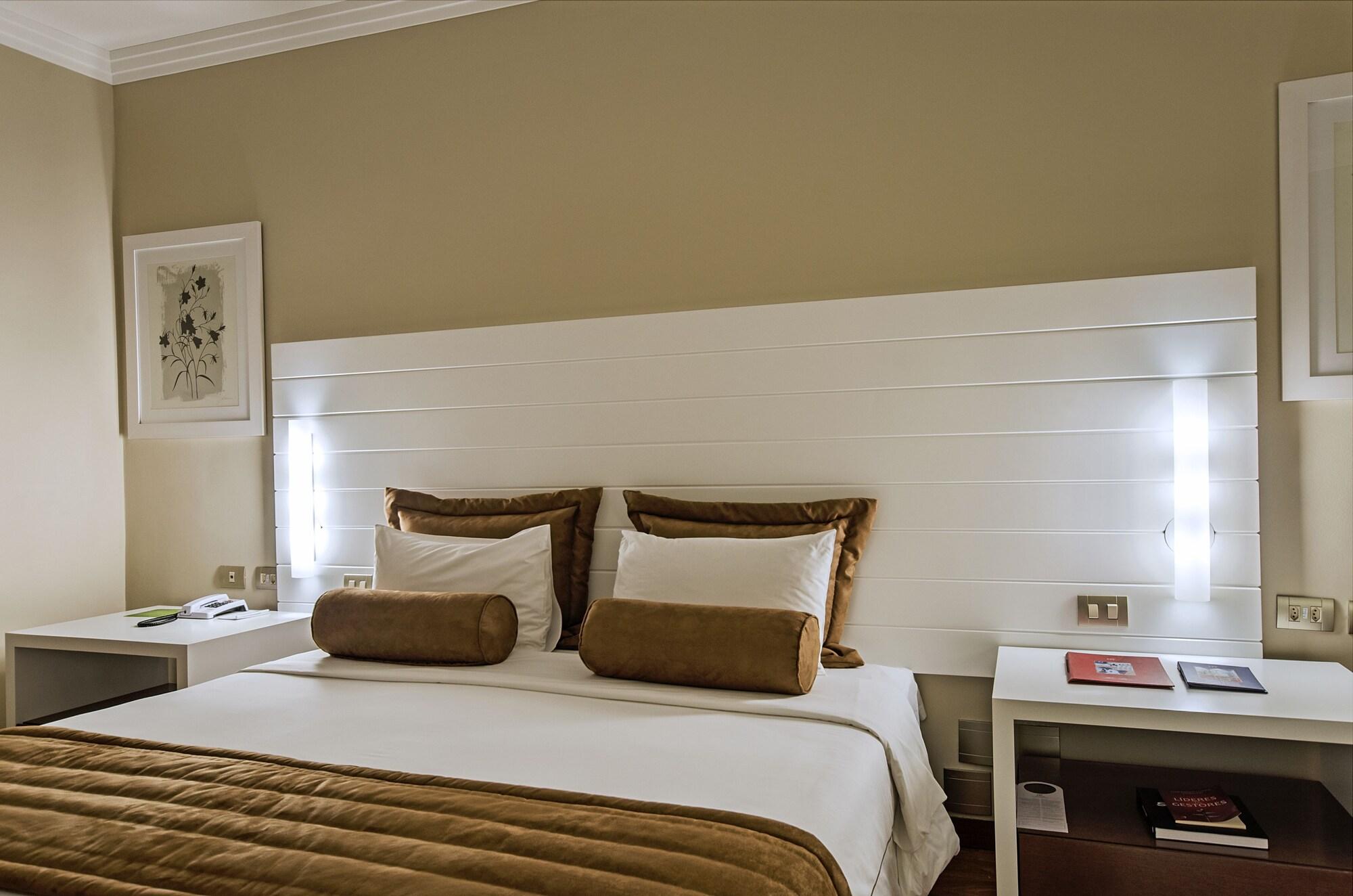 Hotel Transamerica São Paulo Buitenkant foto A bedroom at the hotel